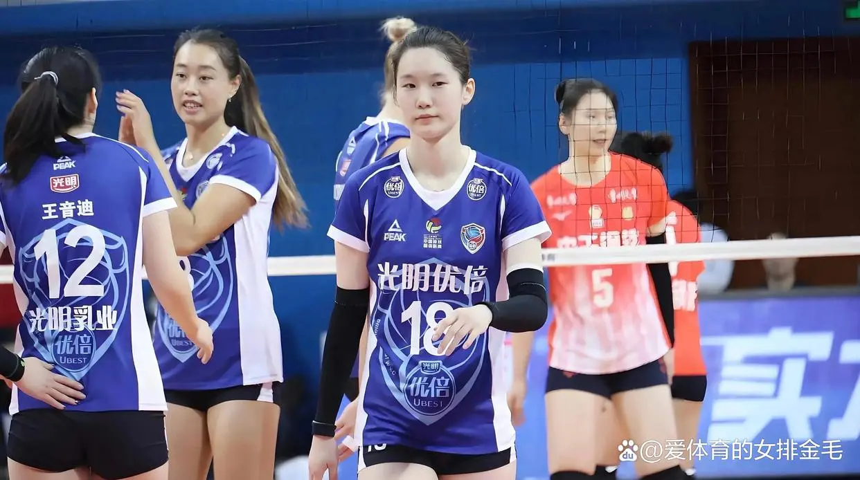 再现, 日是第一场